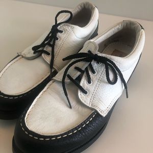 Eastland Golf Women’s Shoes Size 8 Black and White